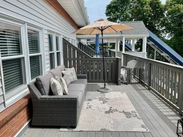 main property photo 17