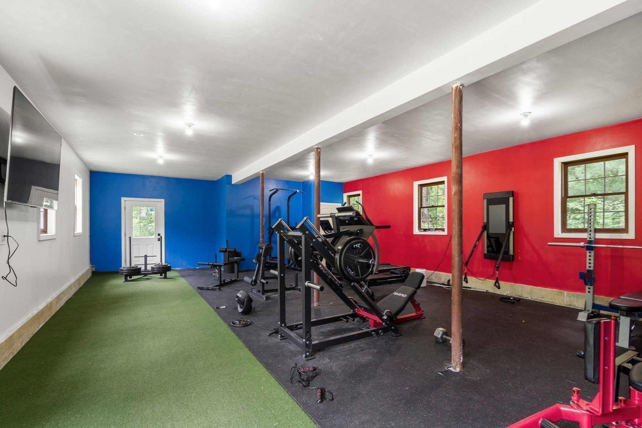 main property photo 20