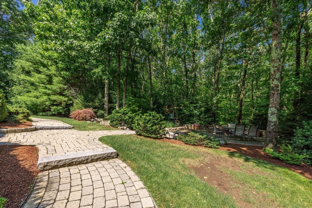 main property photo 34