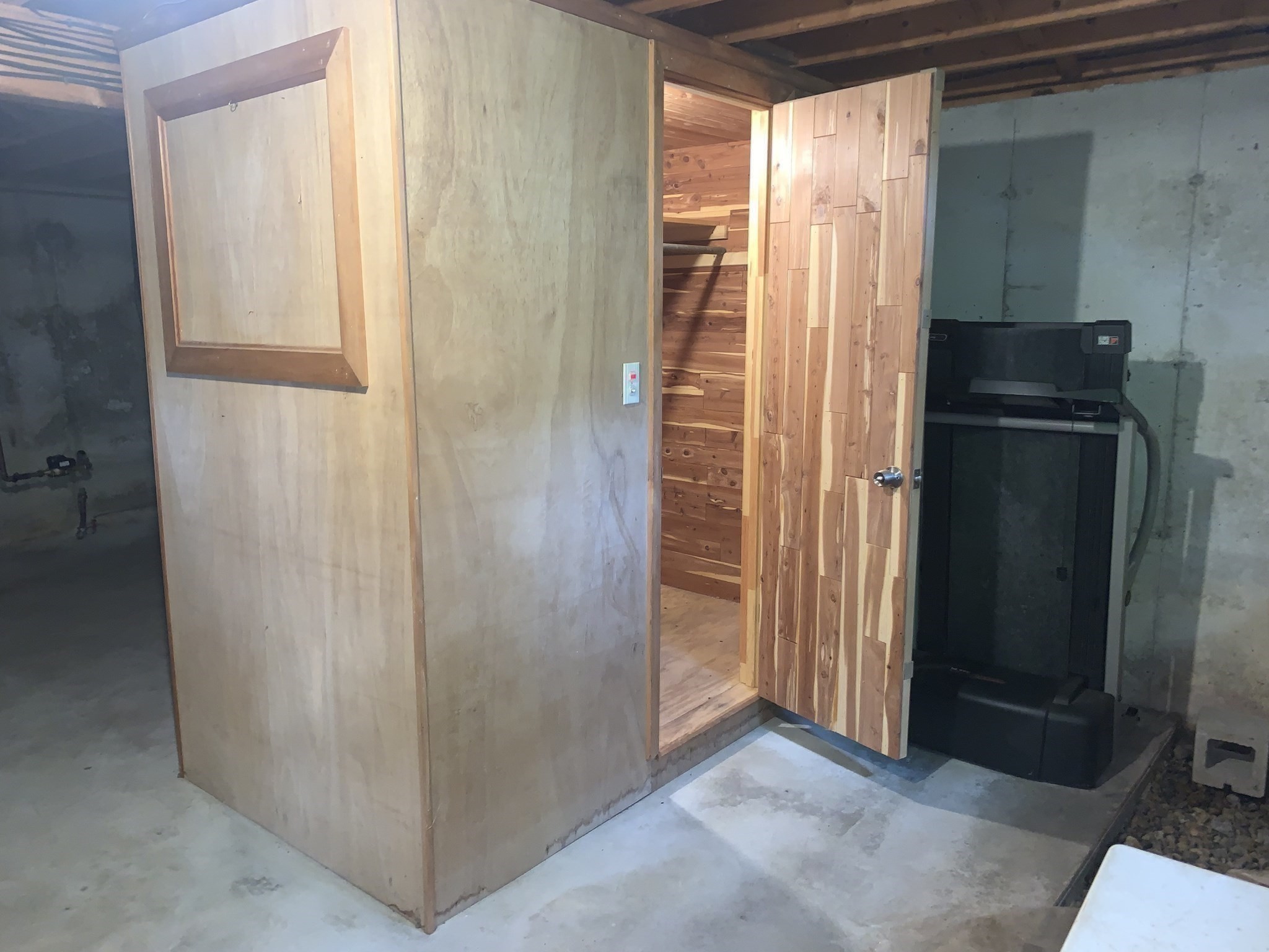 main property photo 36