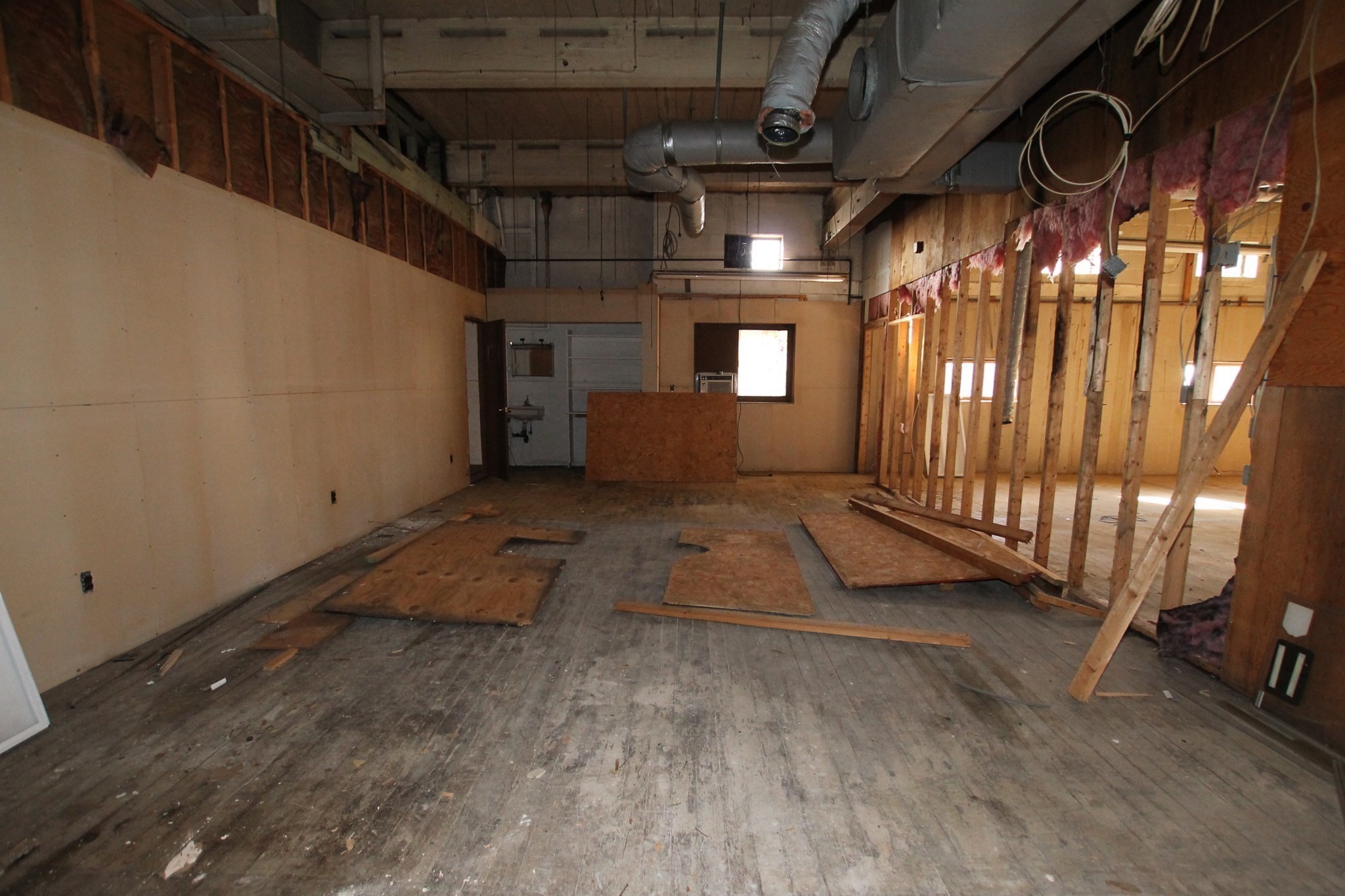 main property photo 16
