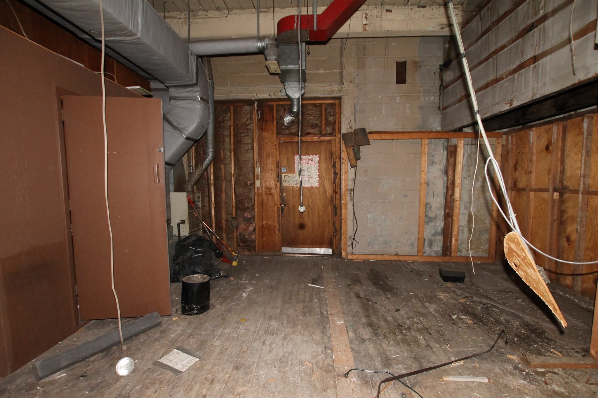main property photo 17