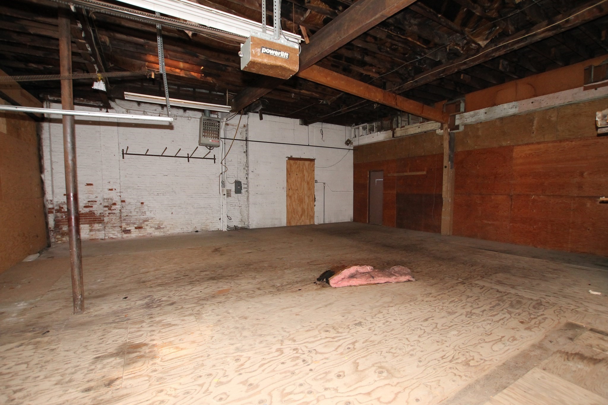 main property photo 18