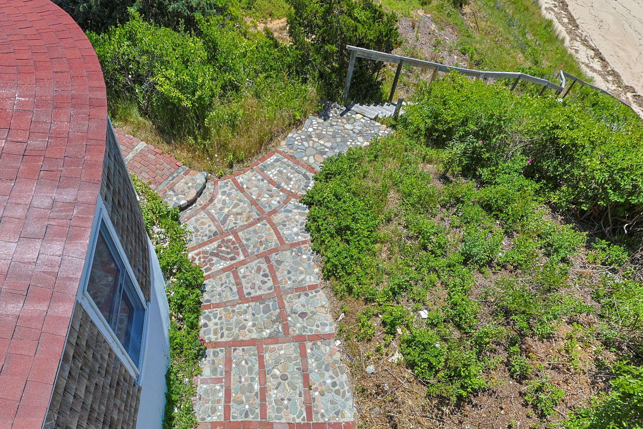 main property photo 24