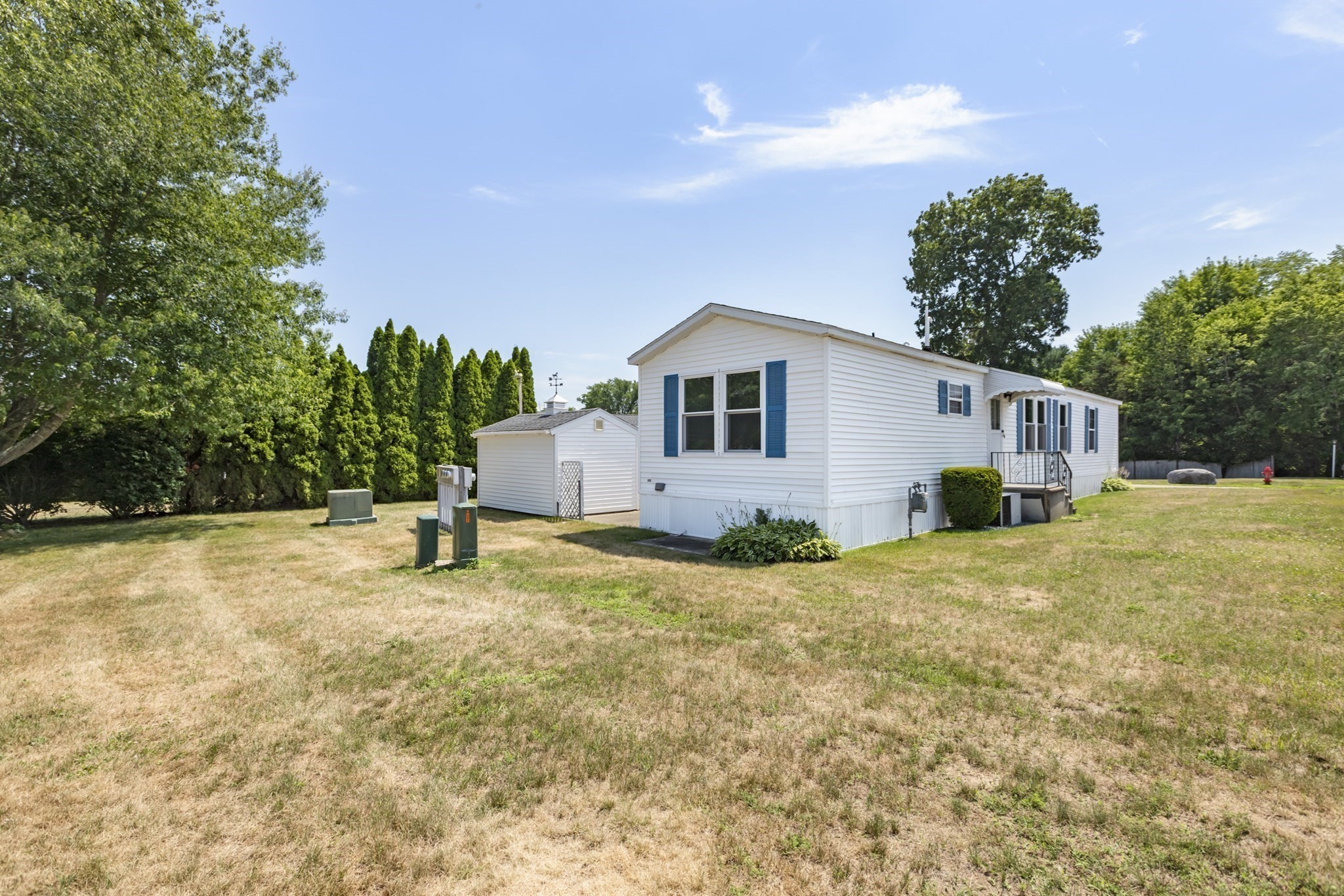 main property photo 27