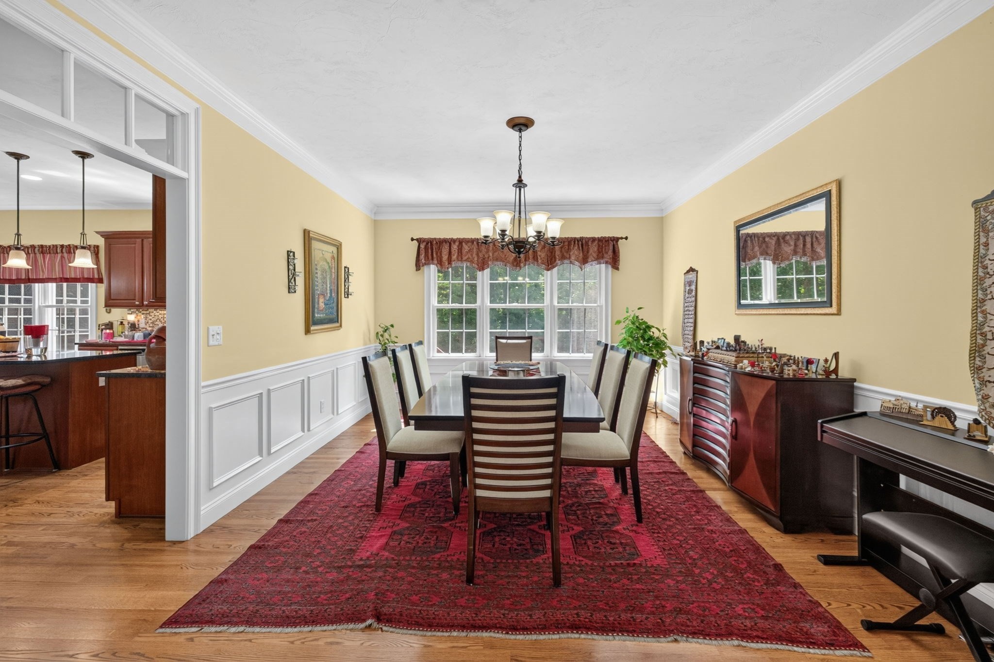 main property photo 8