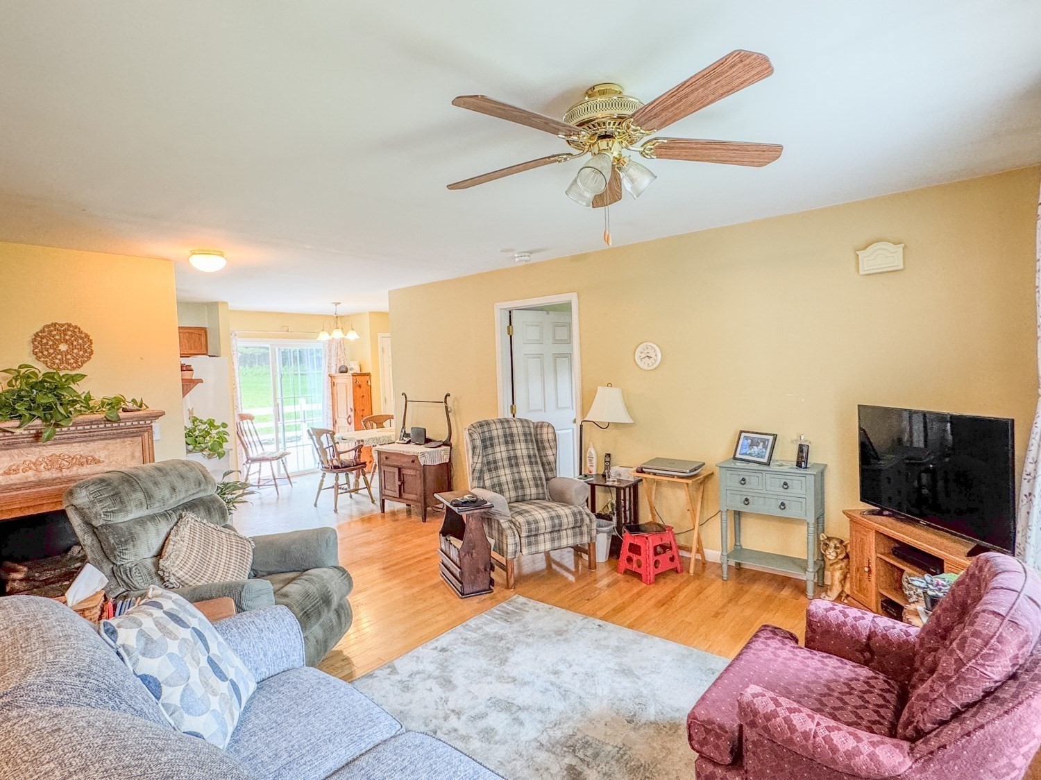 main property photo 8