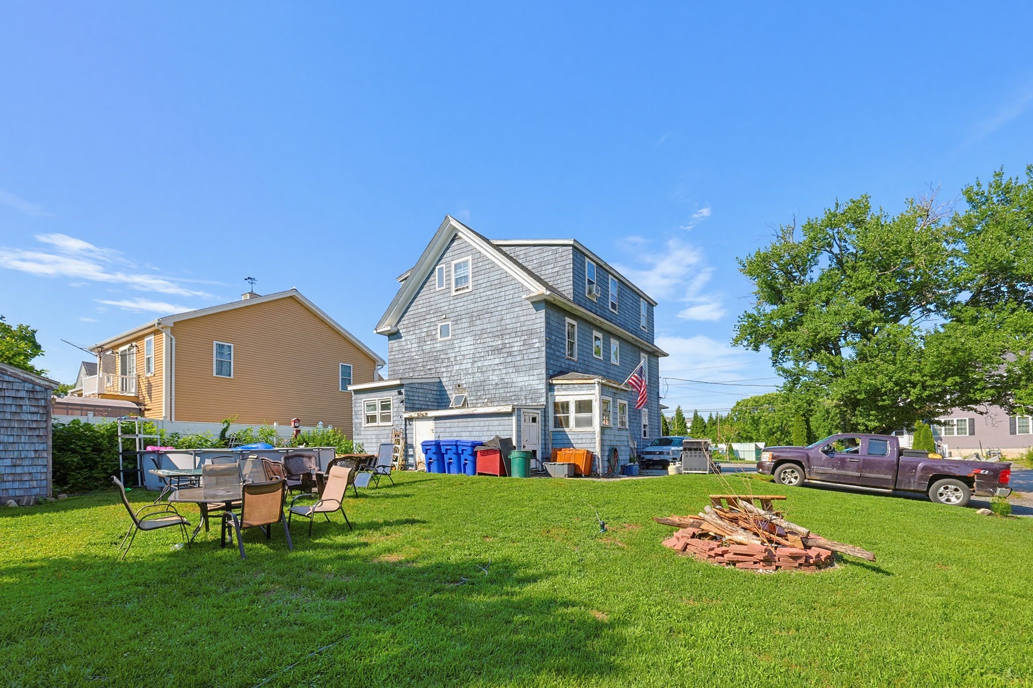 main property photo 12