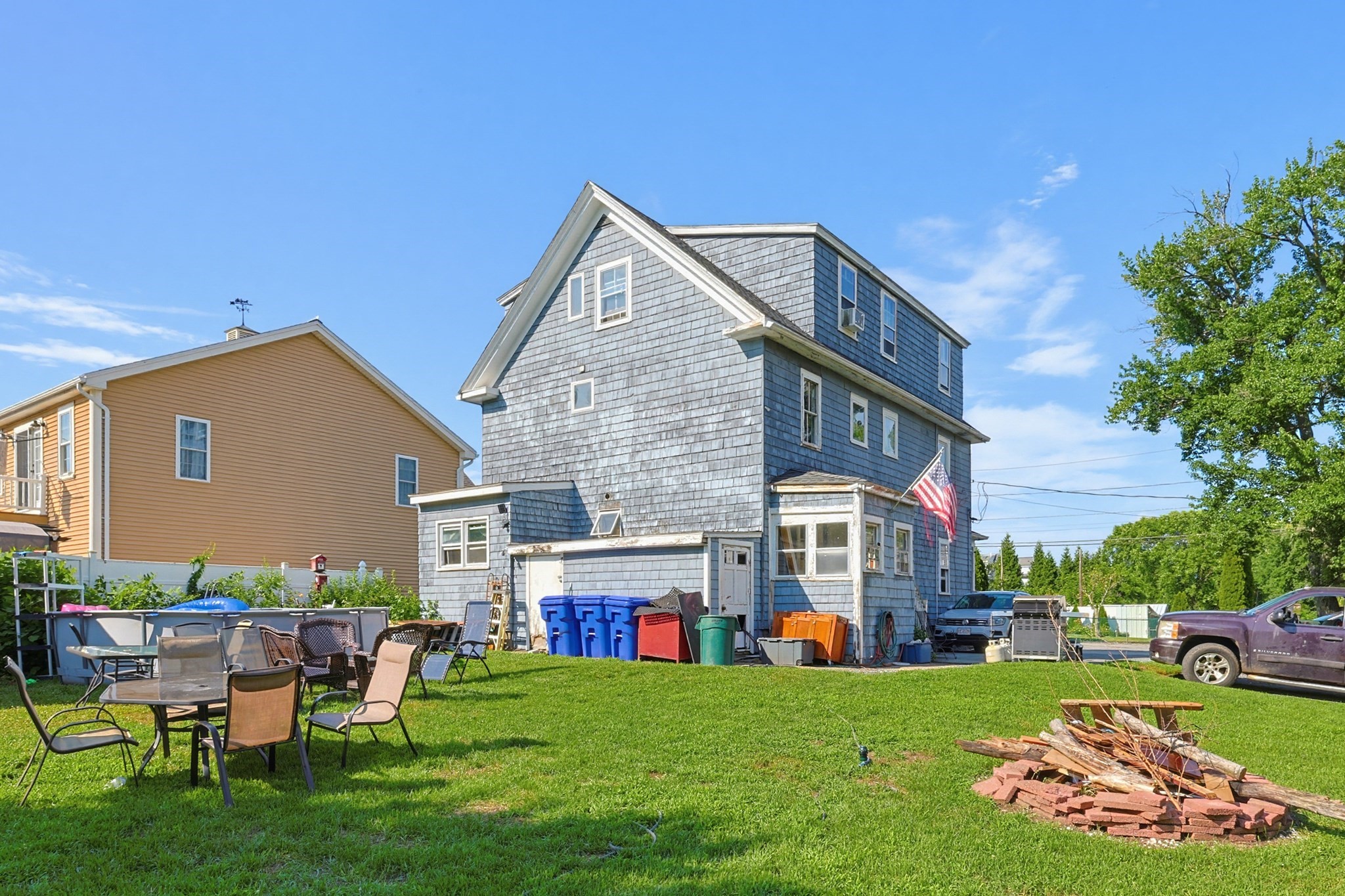 main property photo 13