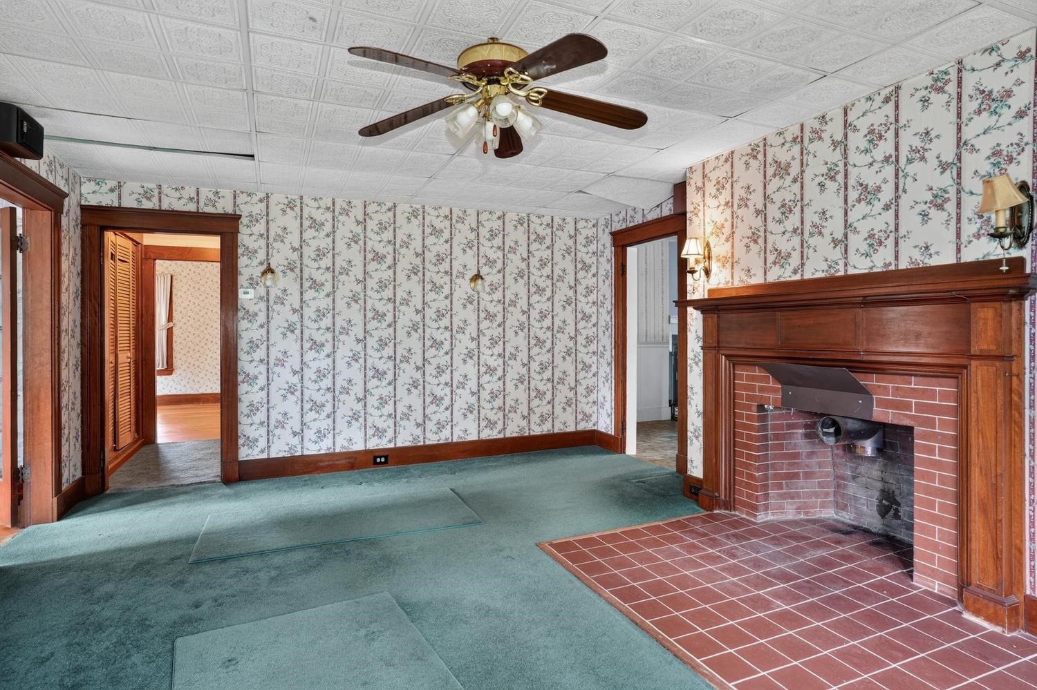 main property photo 7