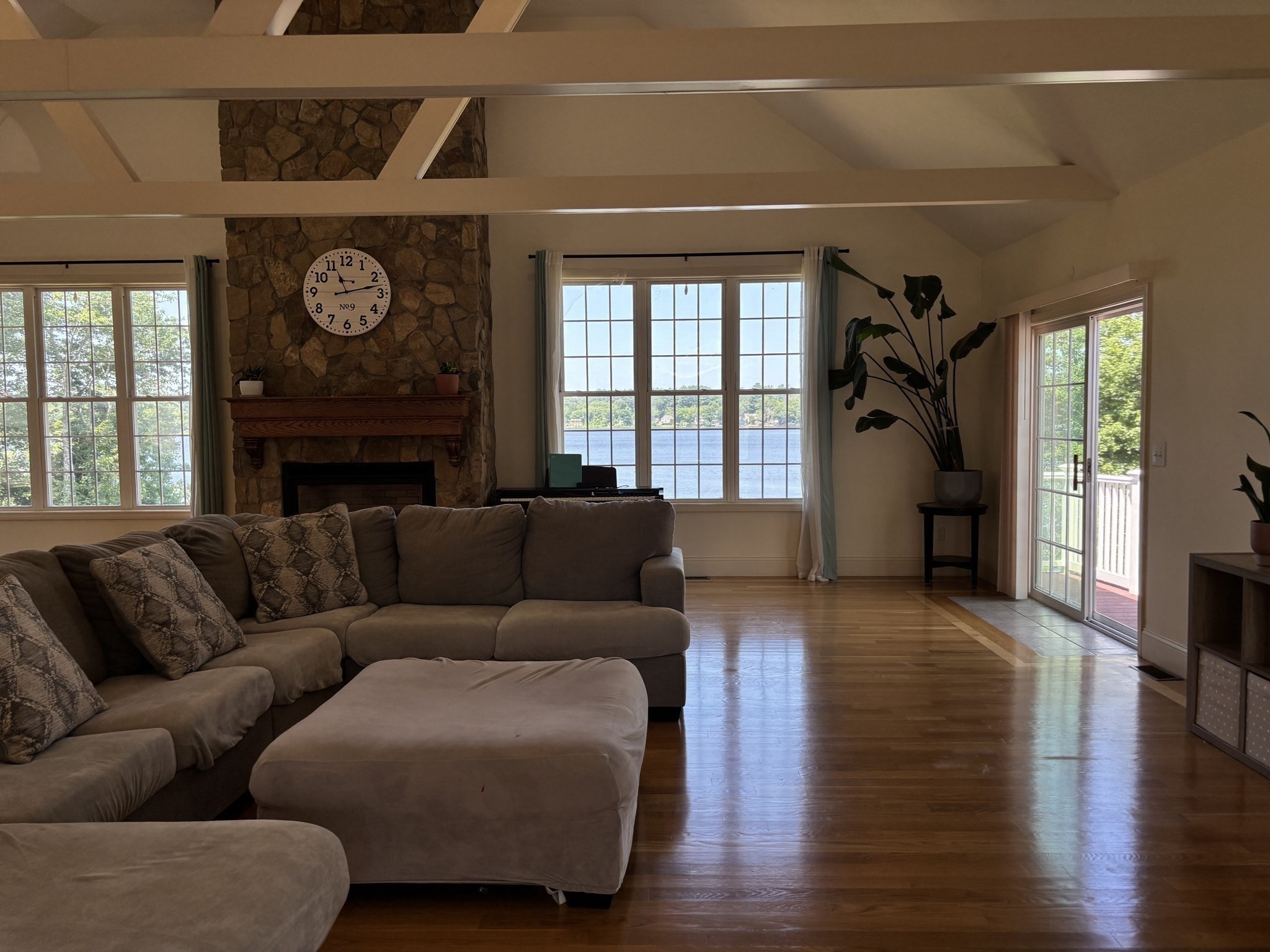 main property photo 18