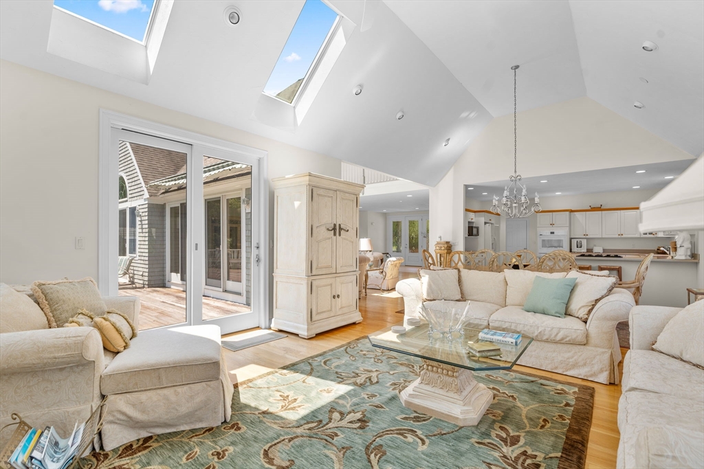 main property photo 16