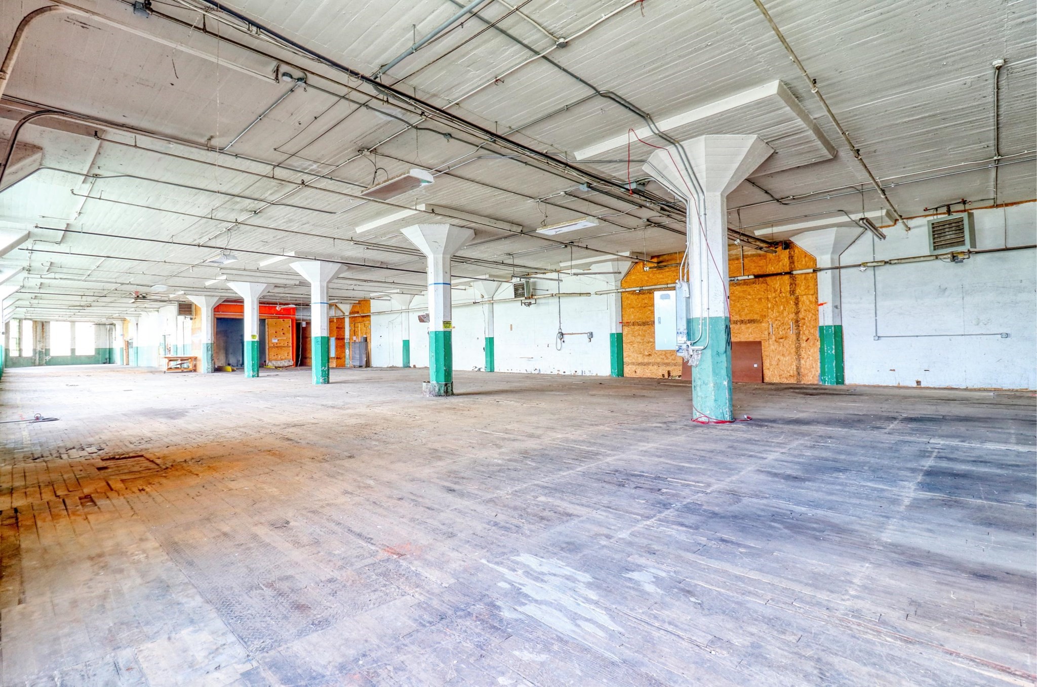 main property photo 13