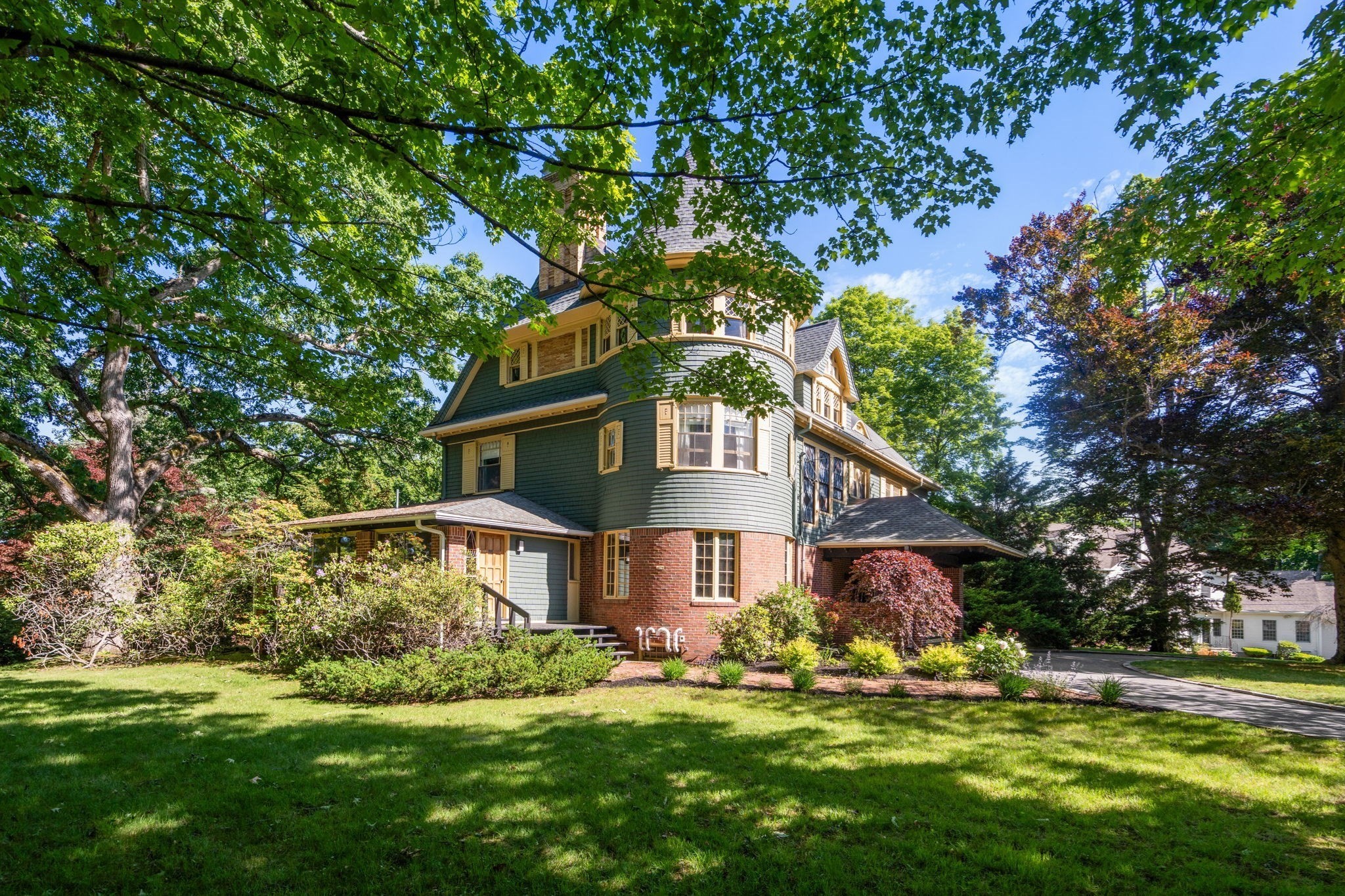 main property photo 23
