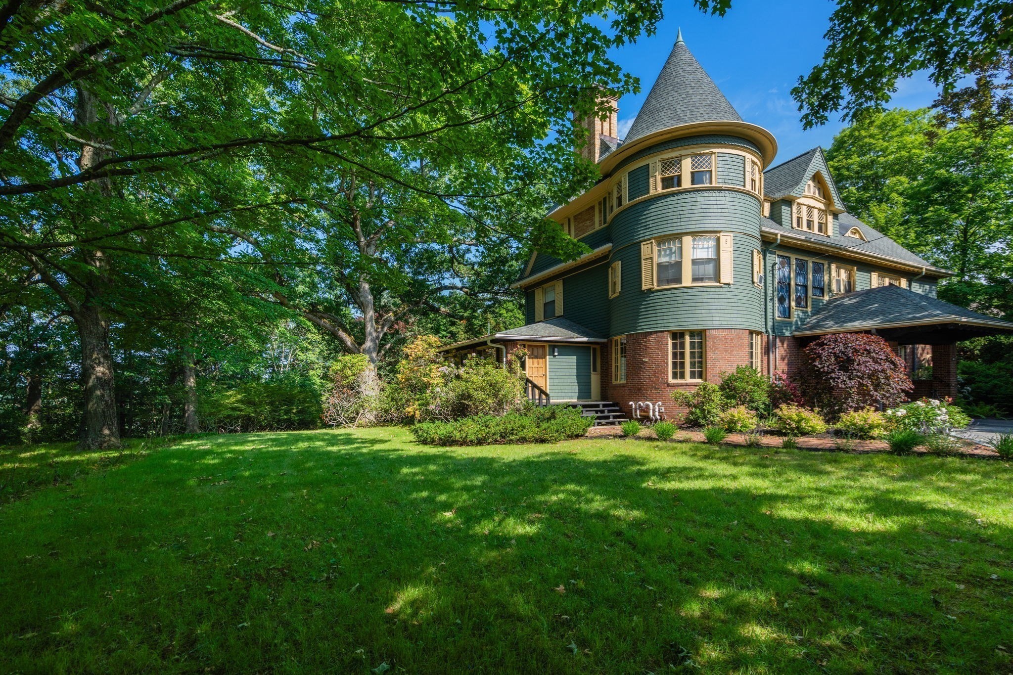 main property photo 27