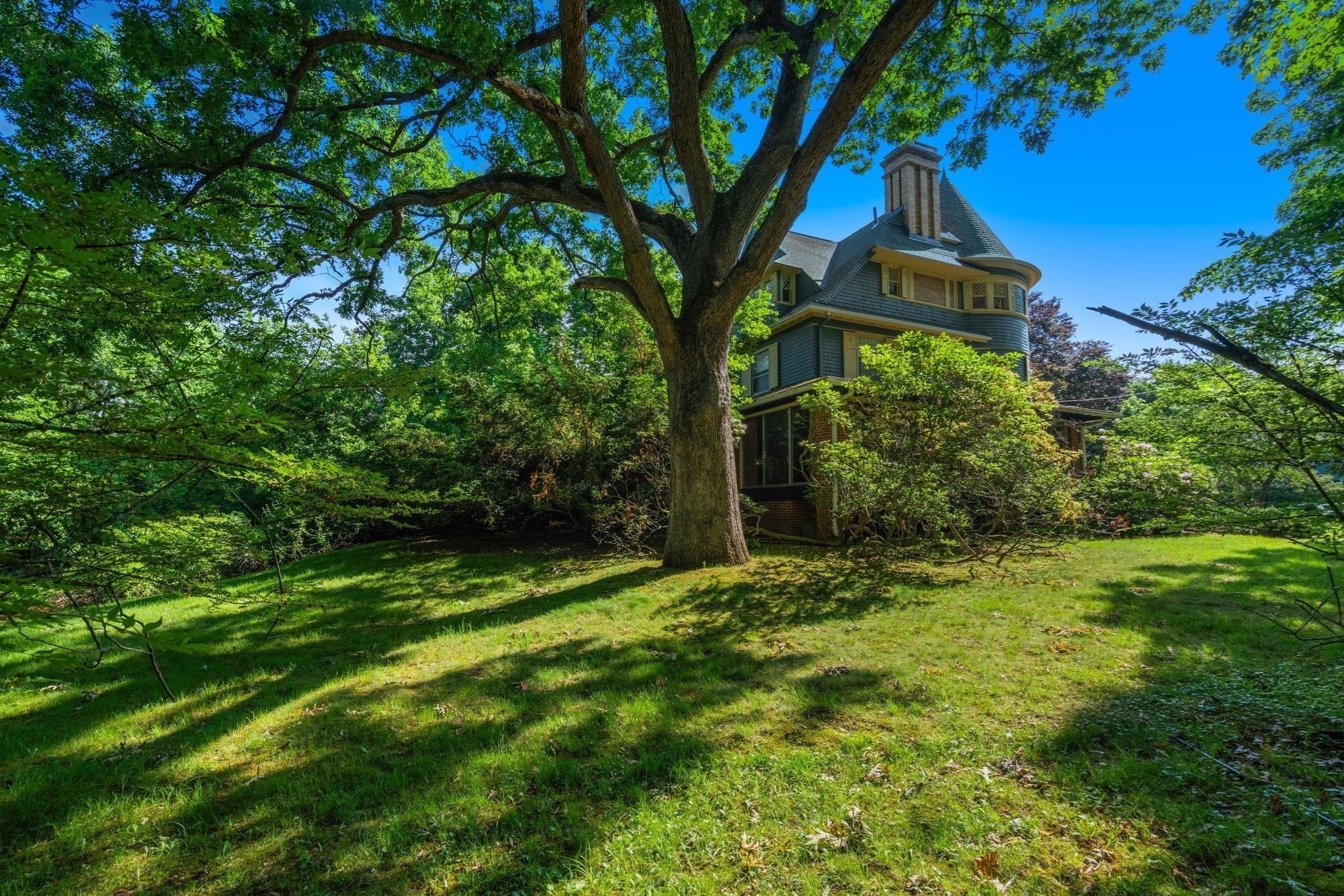 main property photo 30
