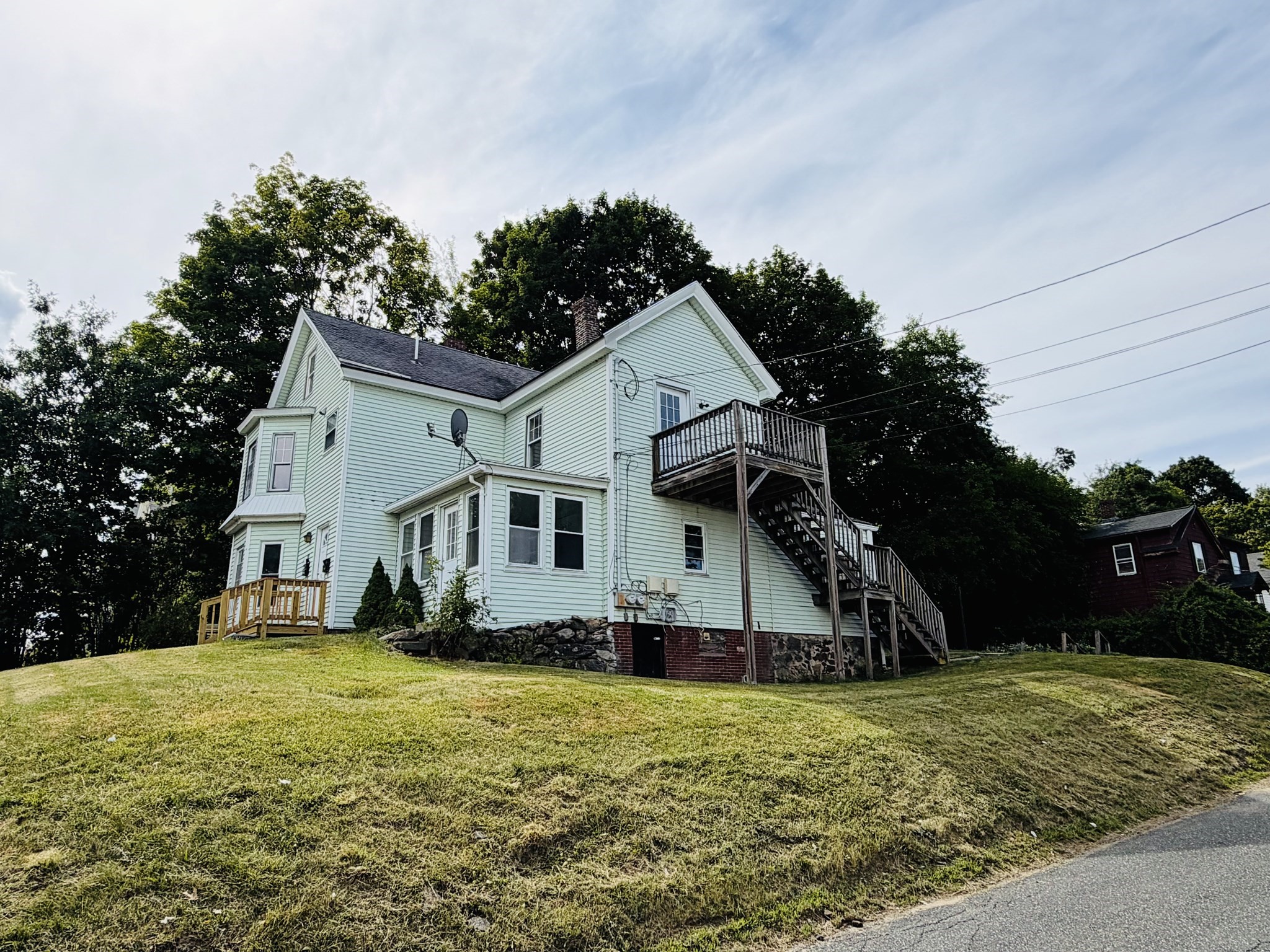 main property photo 20
