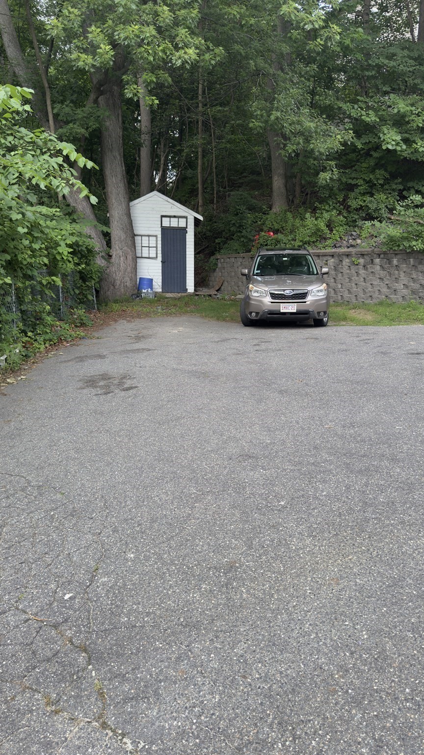 main property photo 28