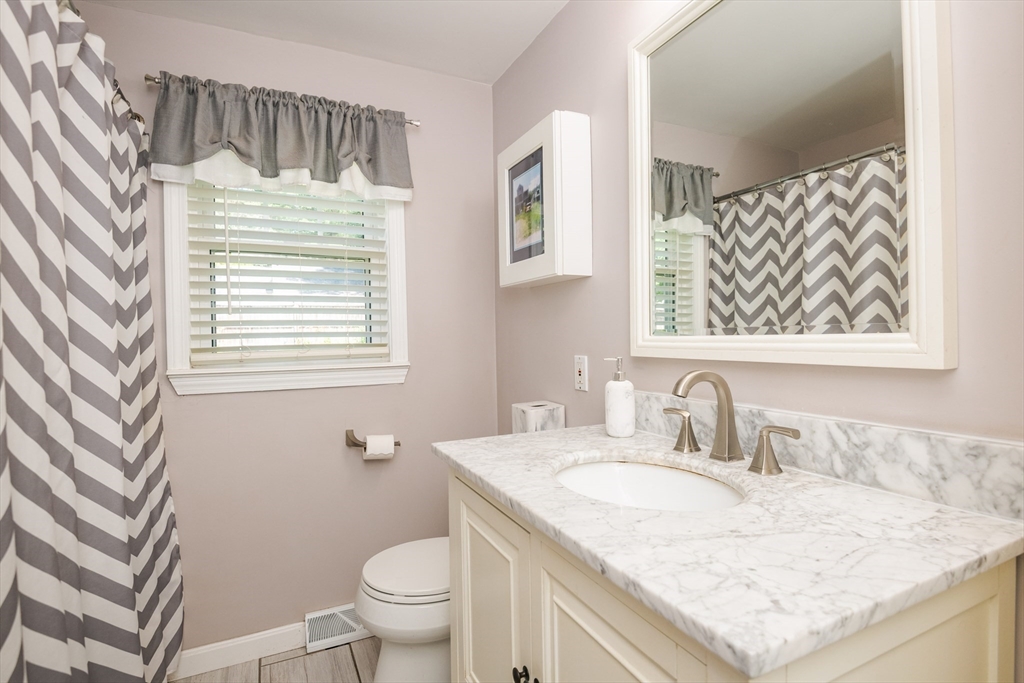 property viewer photo 26
