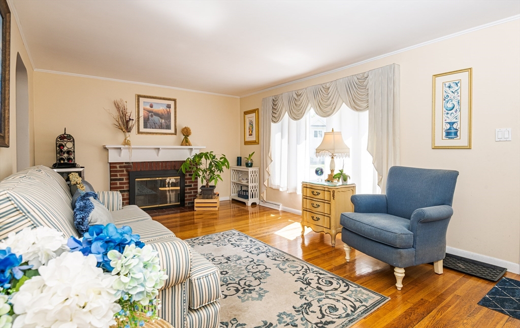property viewer photo 4