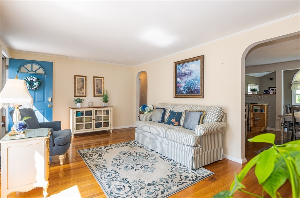 property viewer photo 8