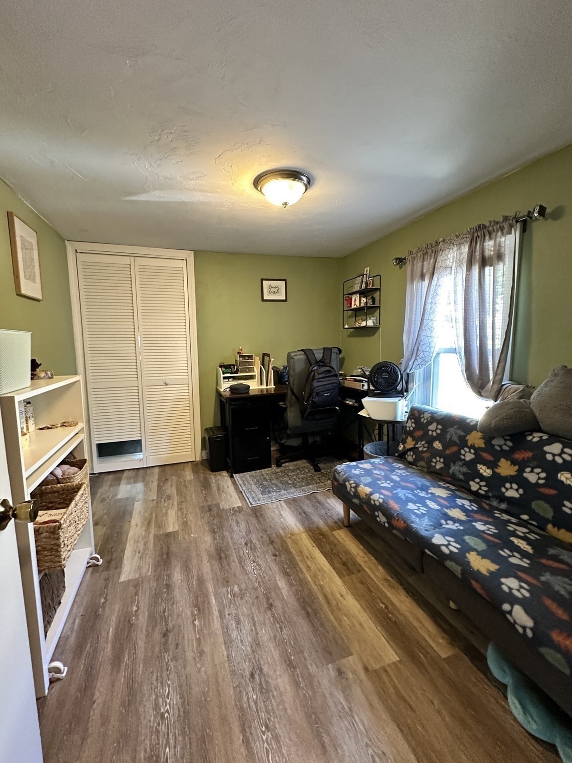 main property photo 17