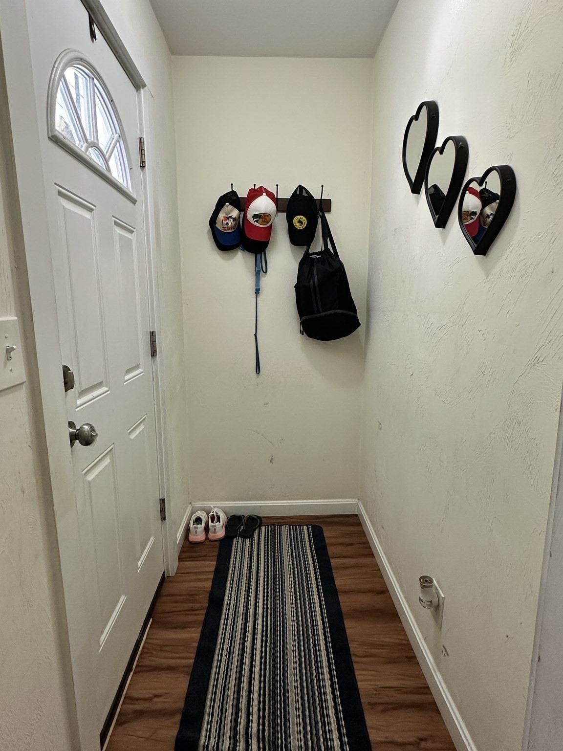main property photo 9