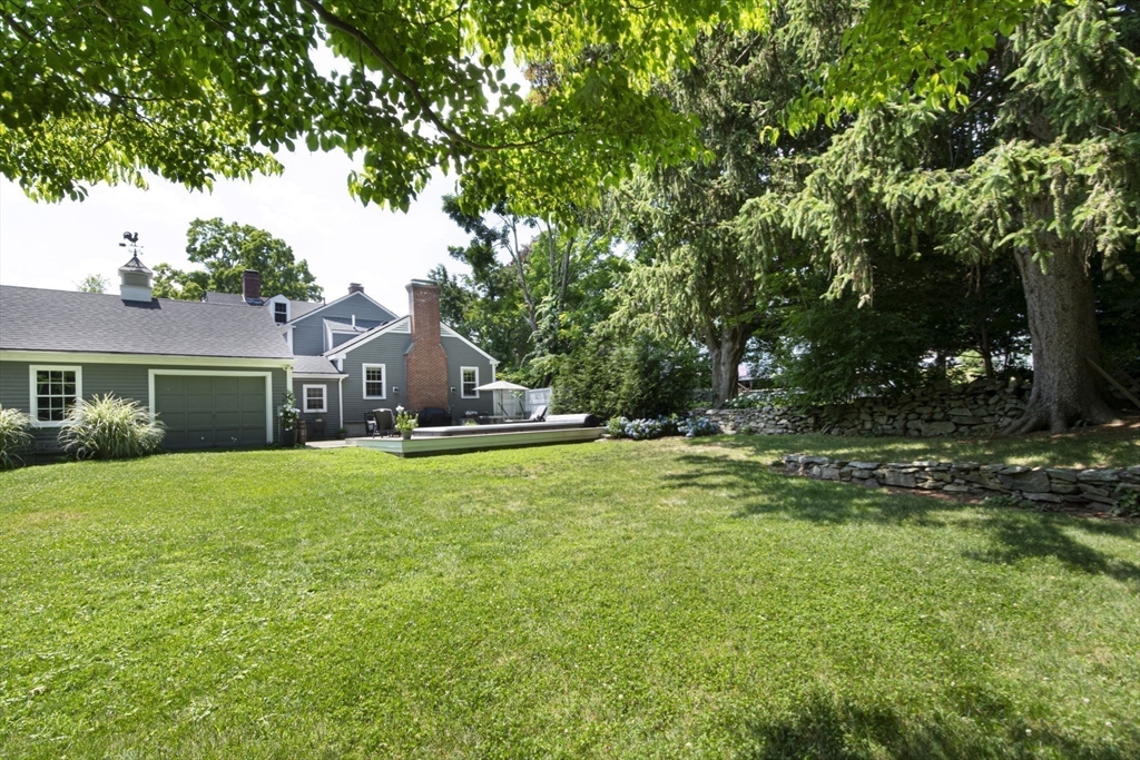 main property photo 40