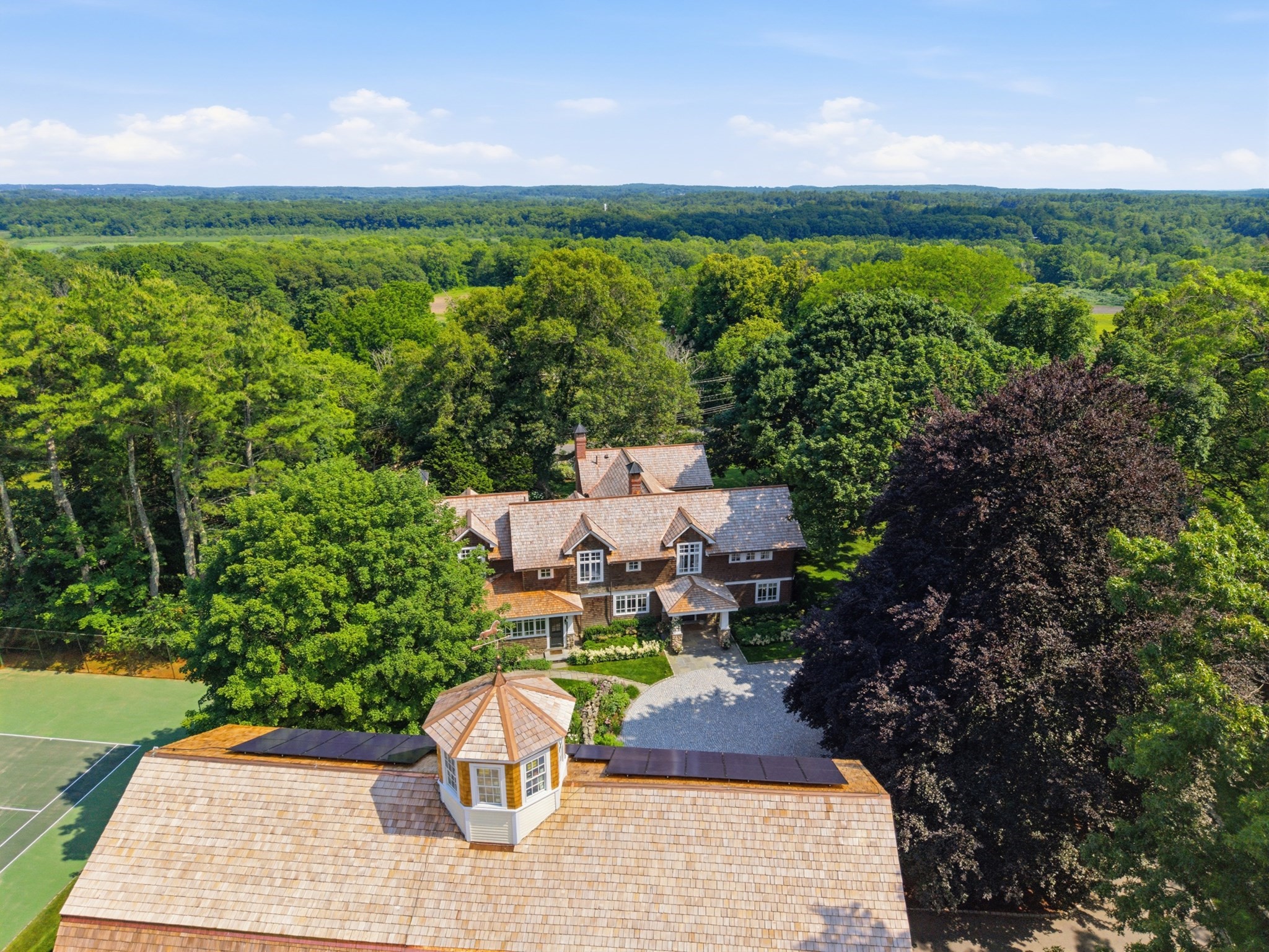 main property photo 40