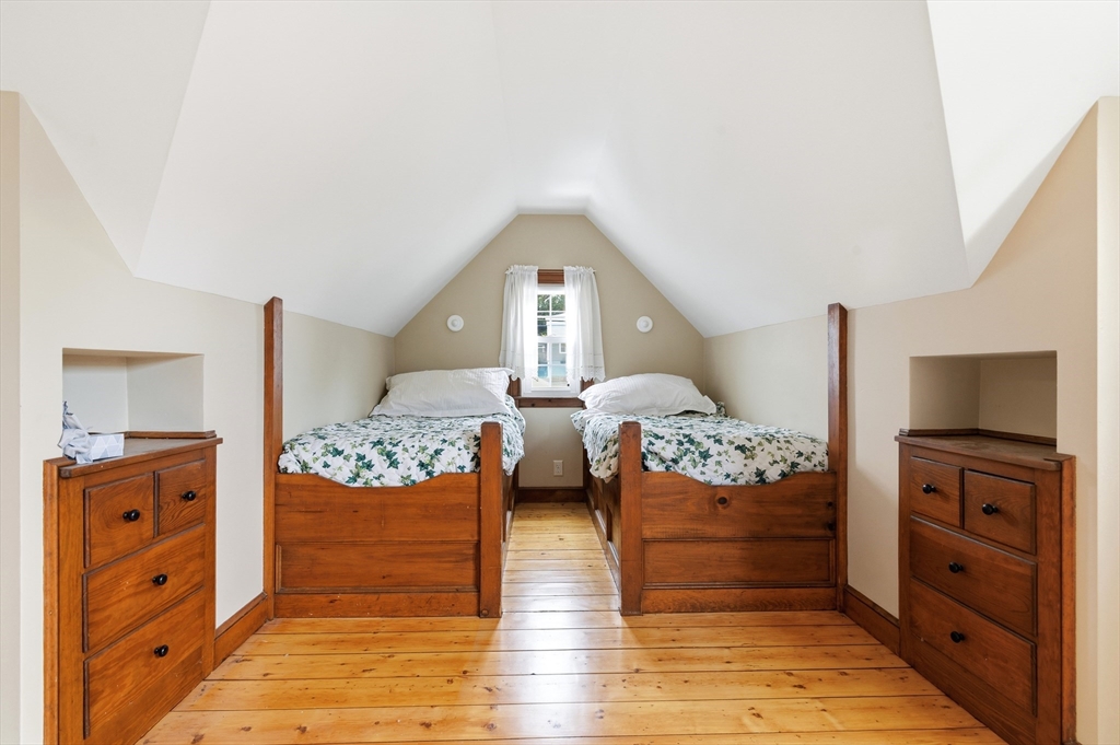 property viewer photo 8