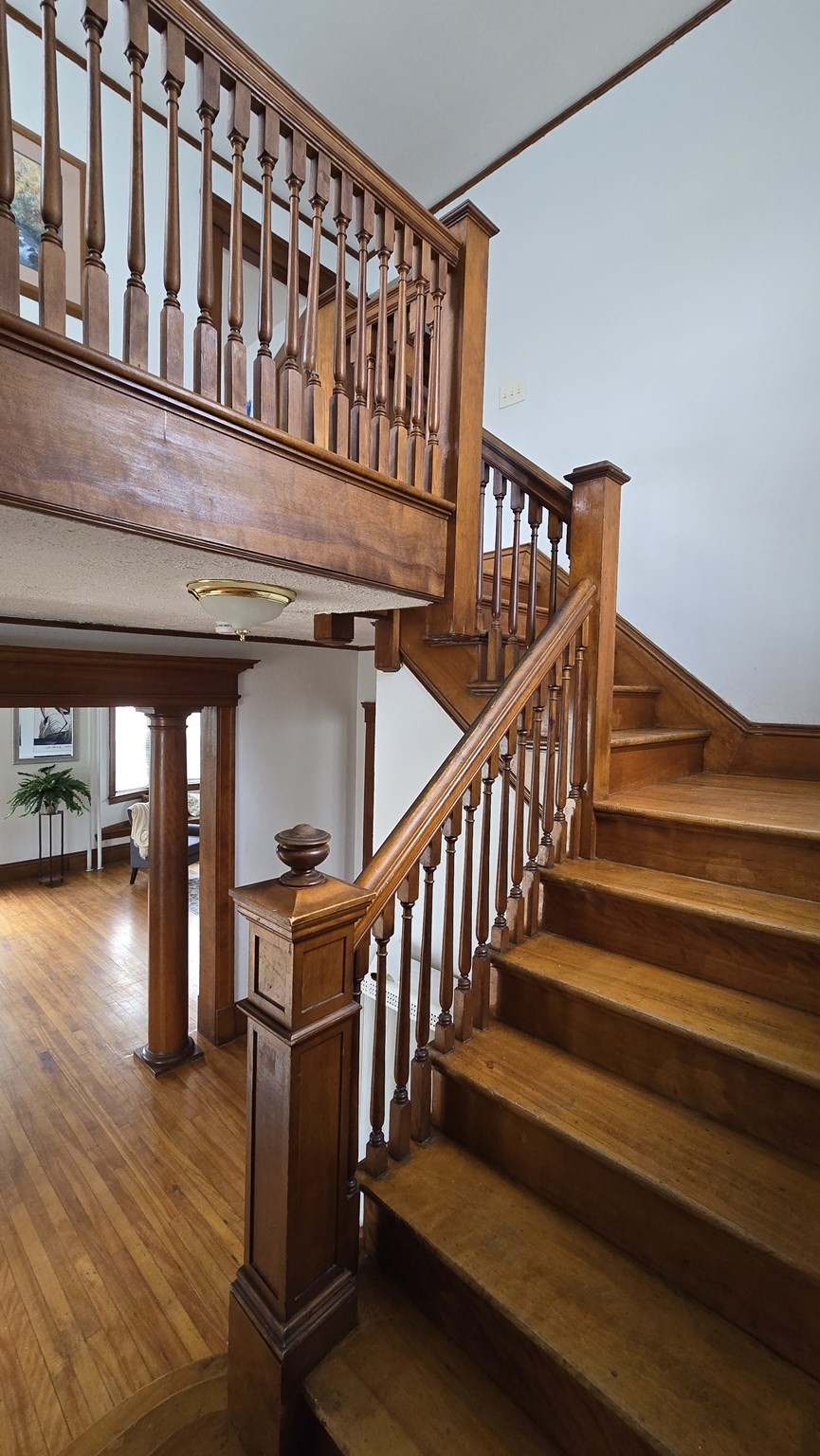 main property photo 16