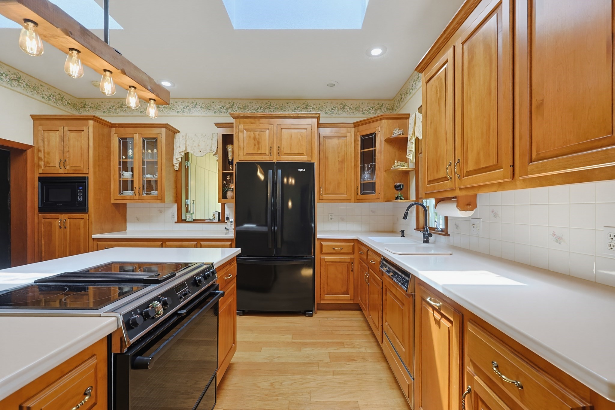 main property photo 10