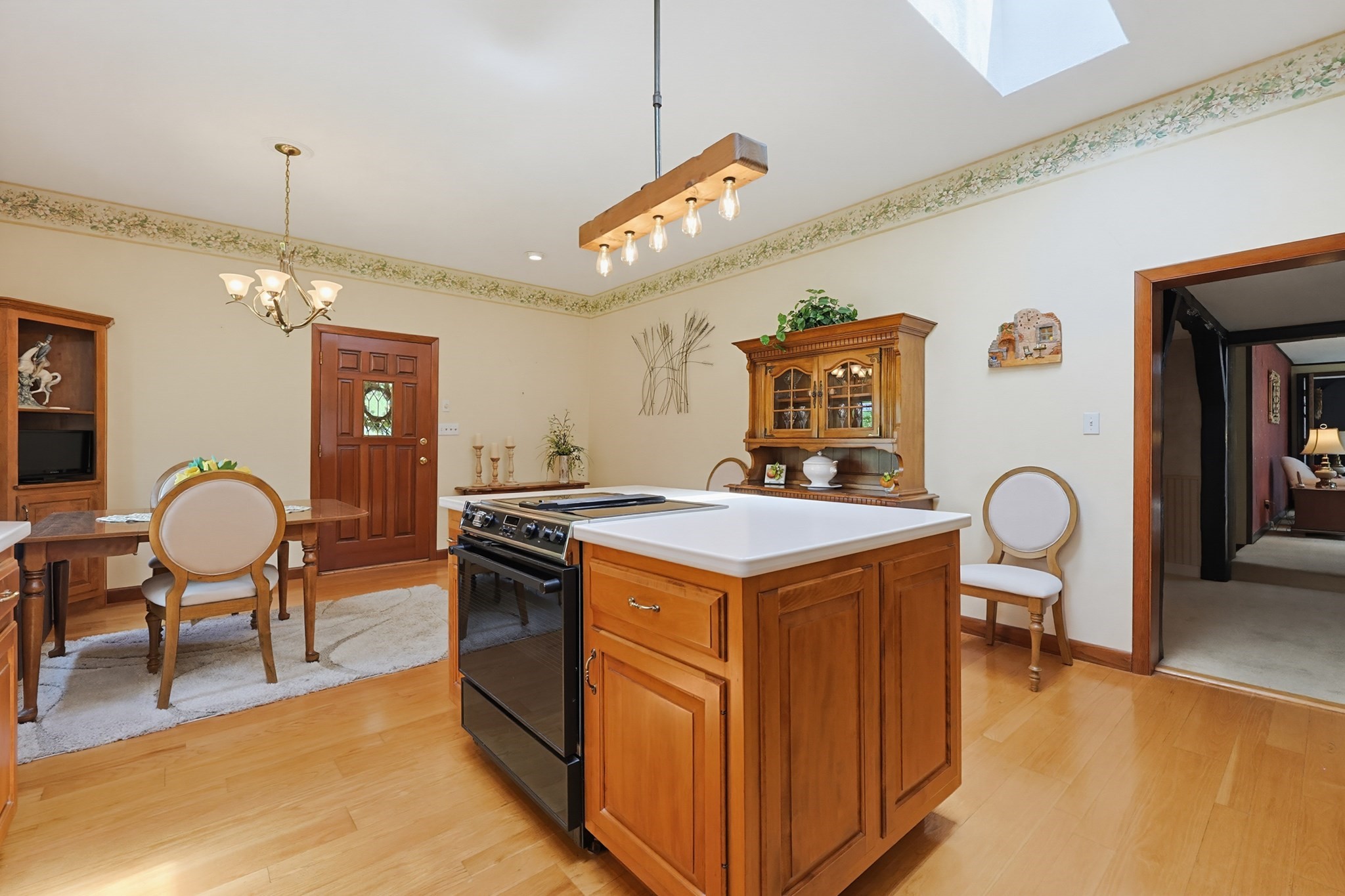 main property photo 6
