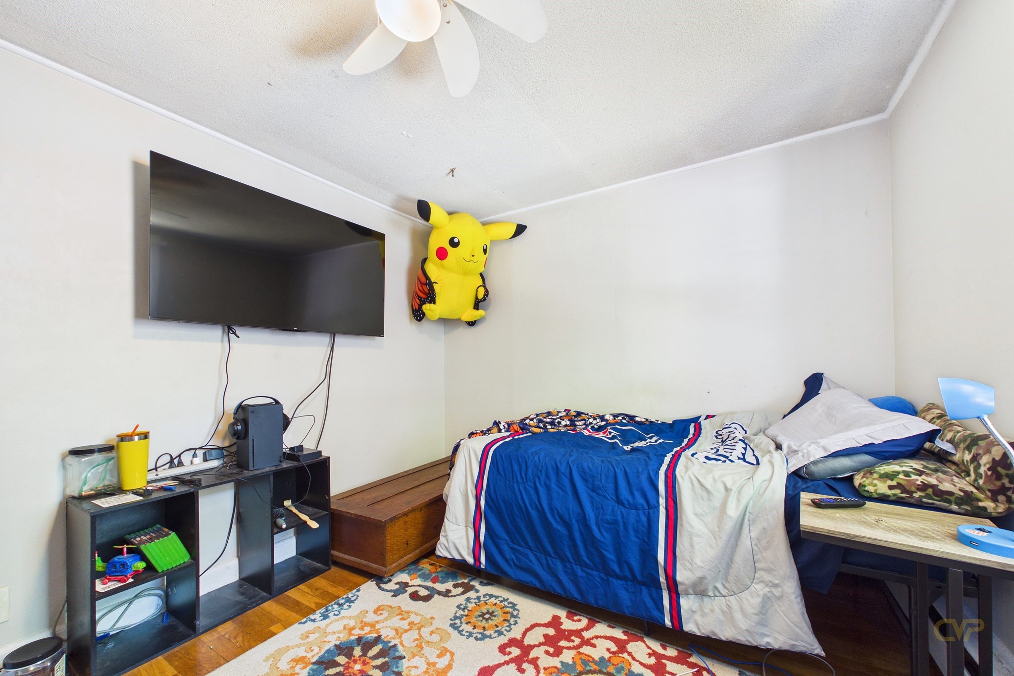 main property photo 16