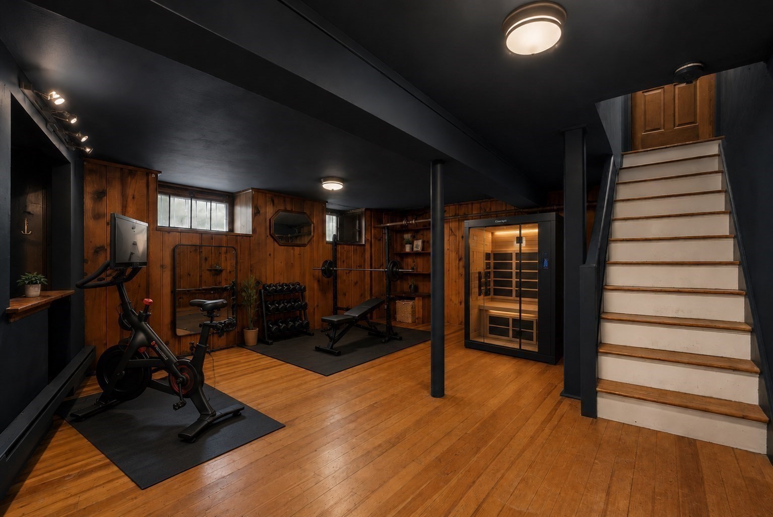 main property photo 24