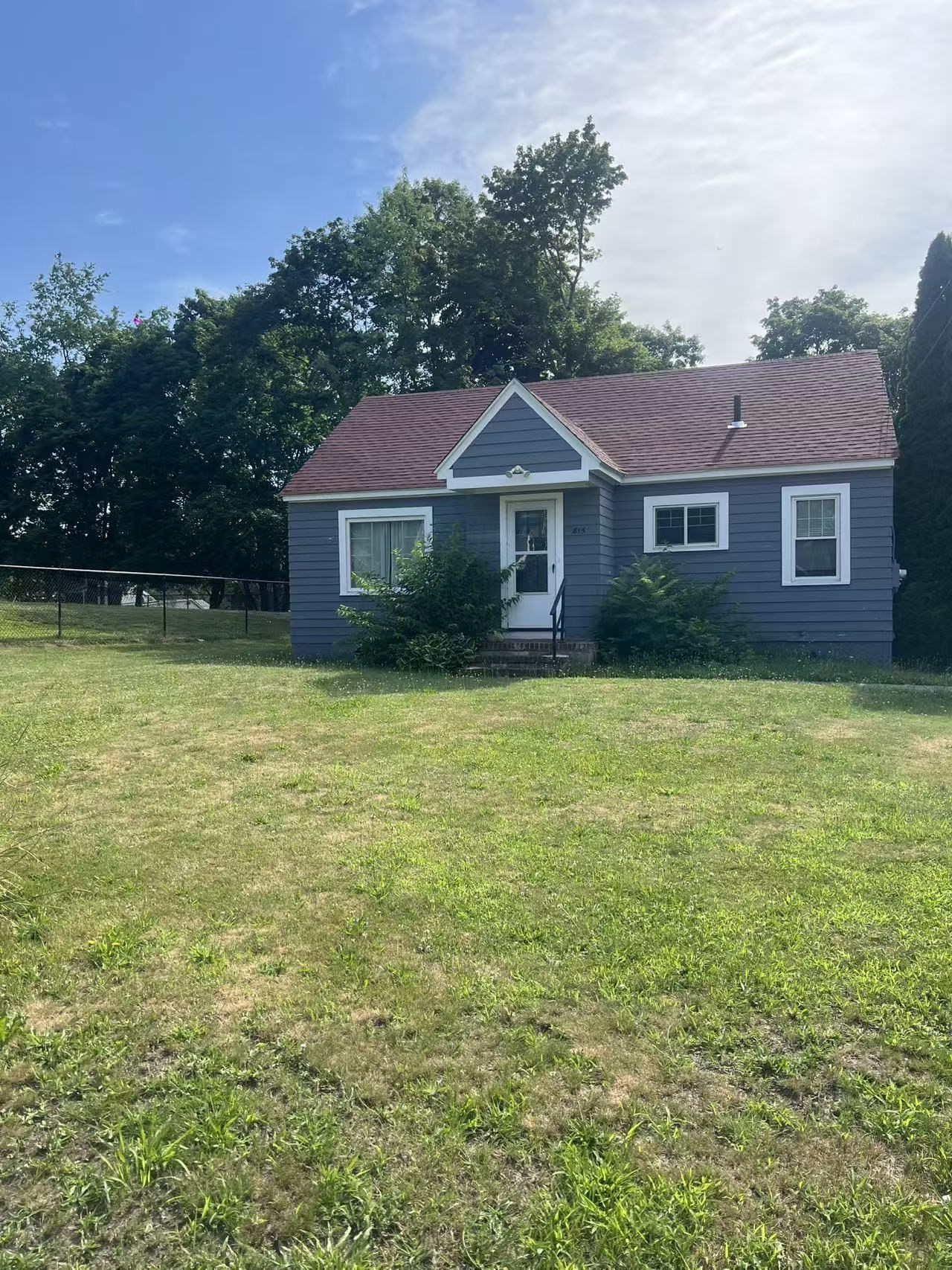 main property photo 5