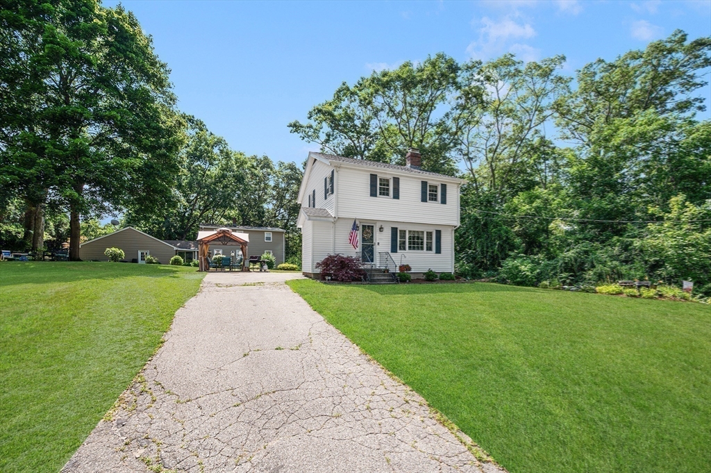 main property photo 23