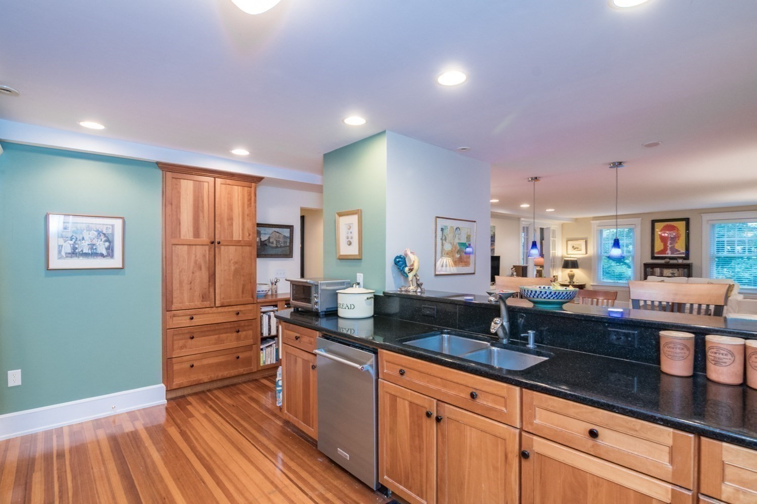 main property photo 17