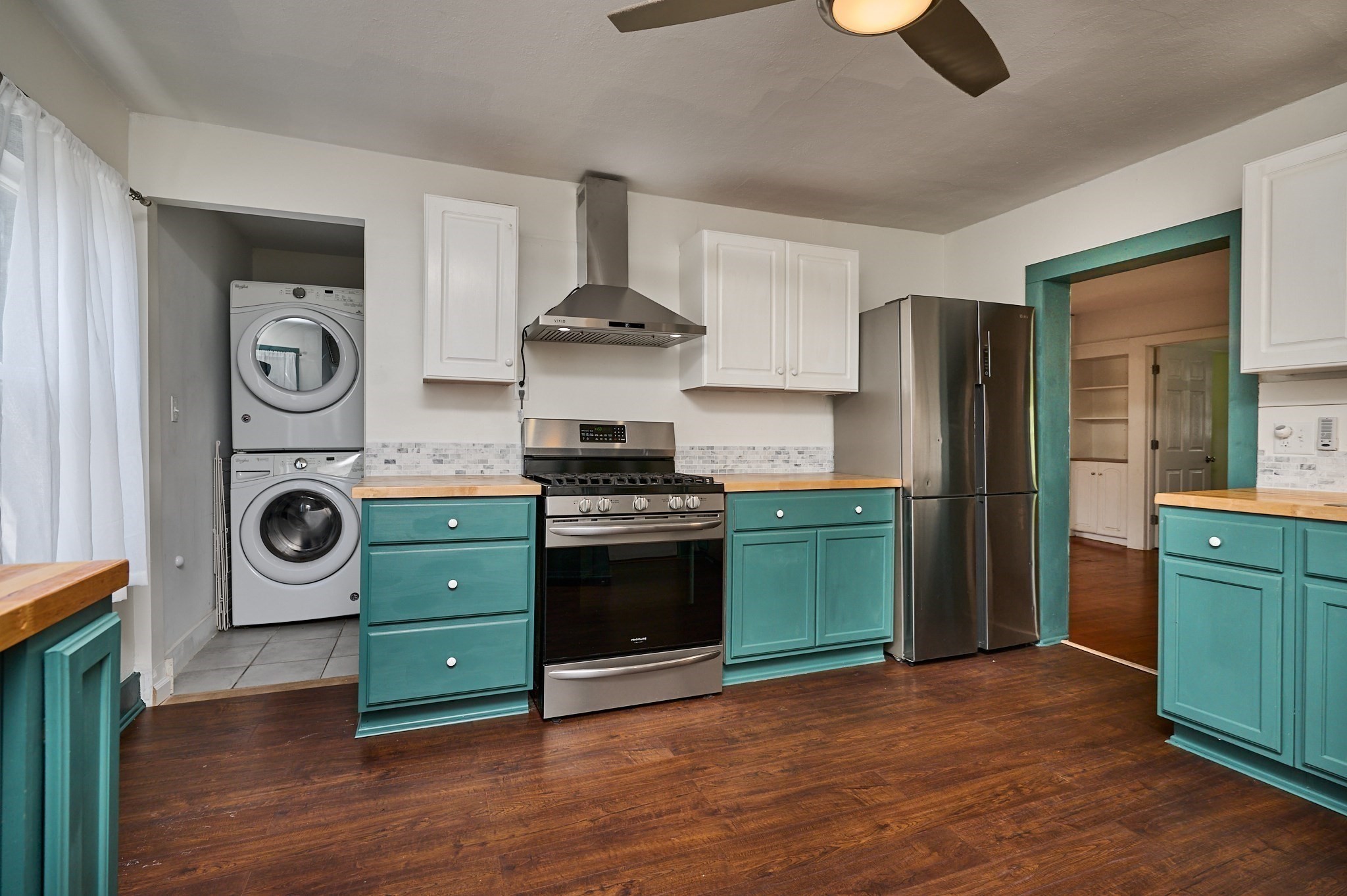 main property photo 17
