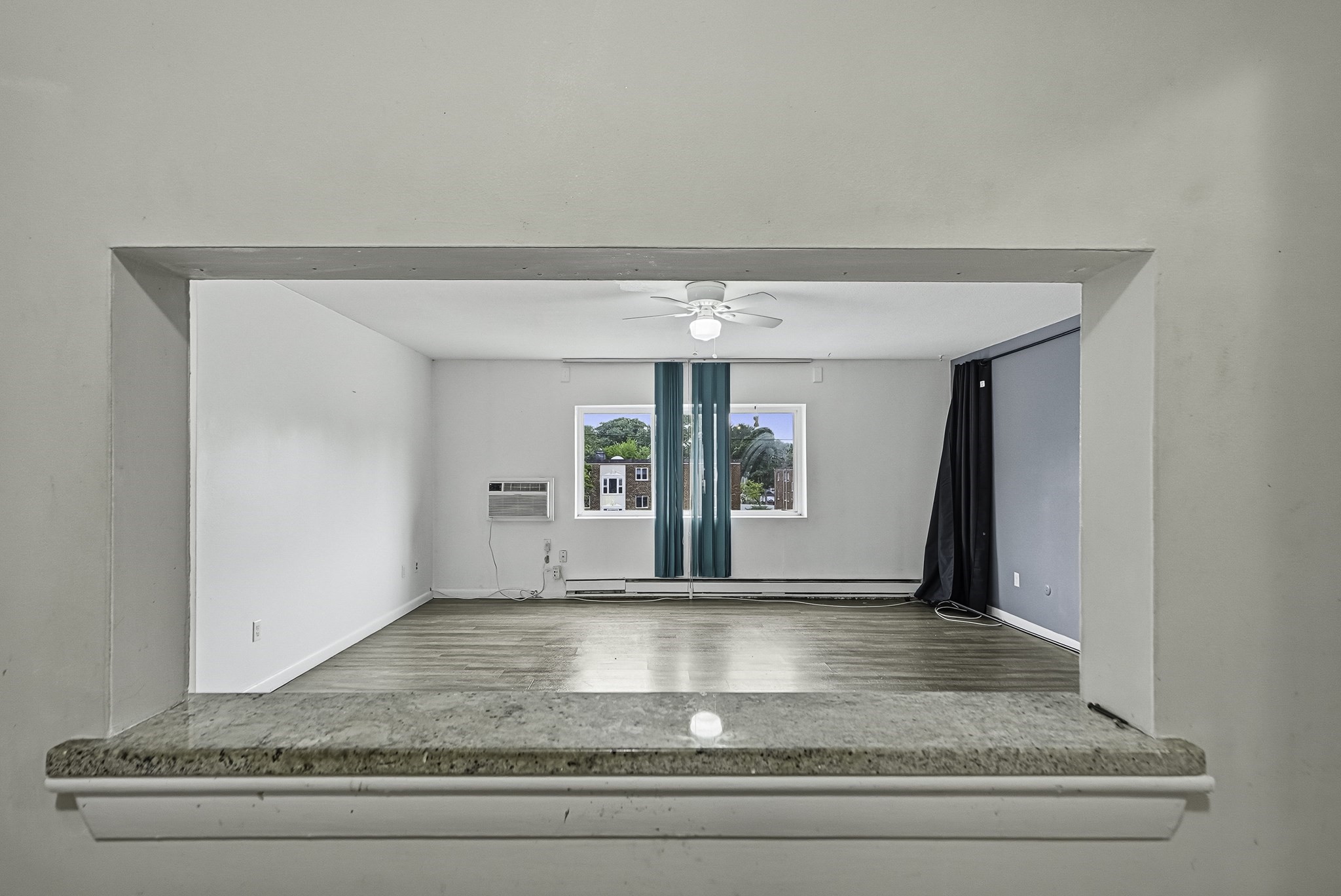 property viewer photo 14