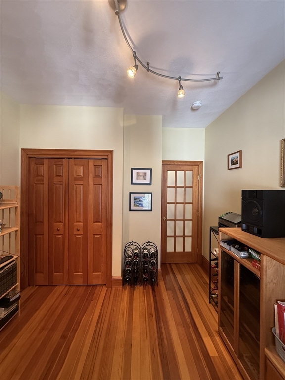 property viewer photo 18
