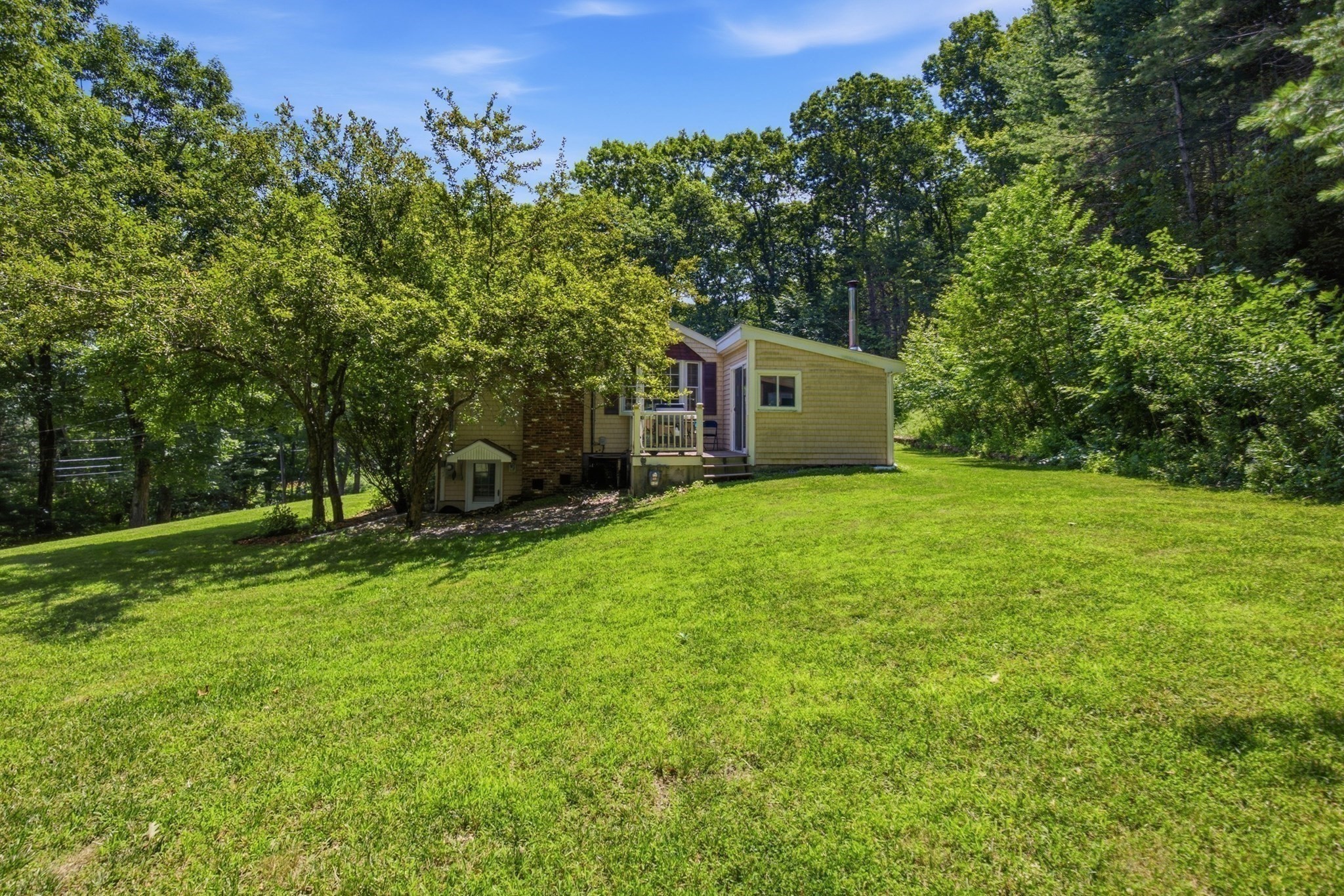 main property photo 40