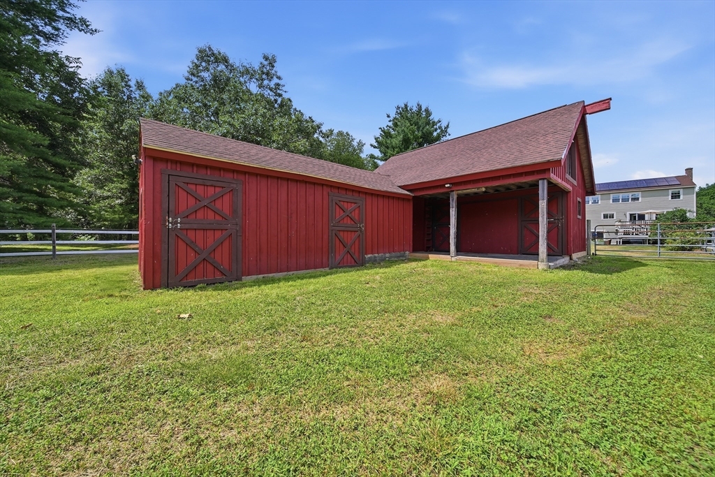 main property photo 34