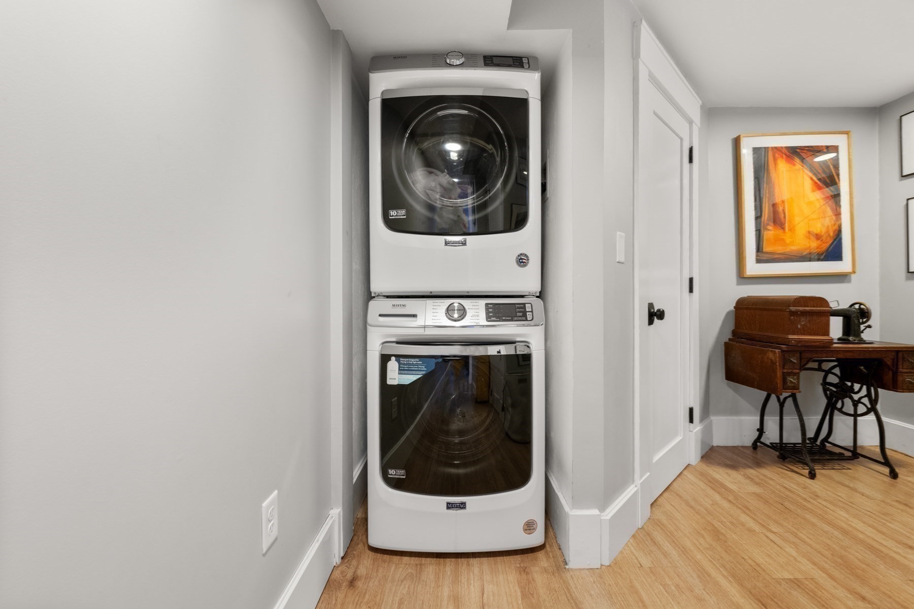 main property photo 28