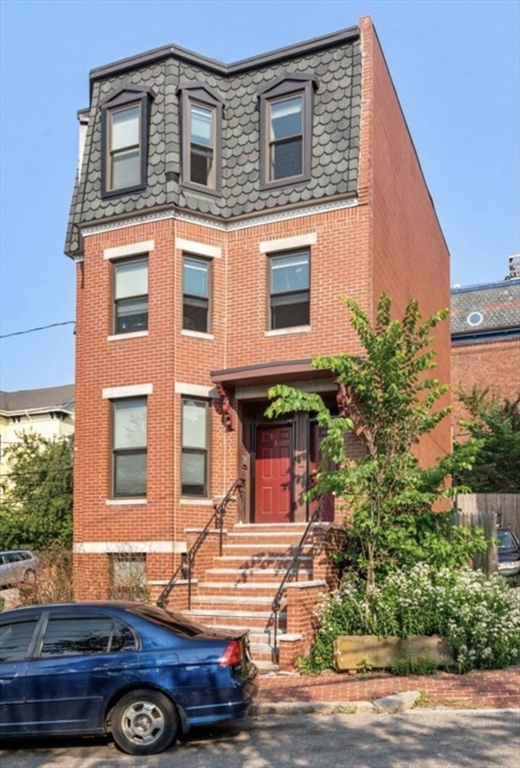 main property photo 14