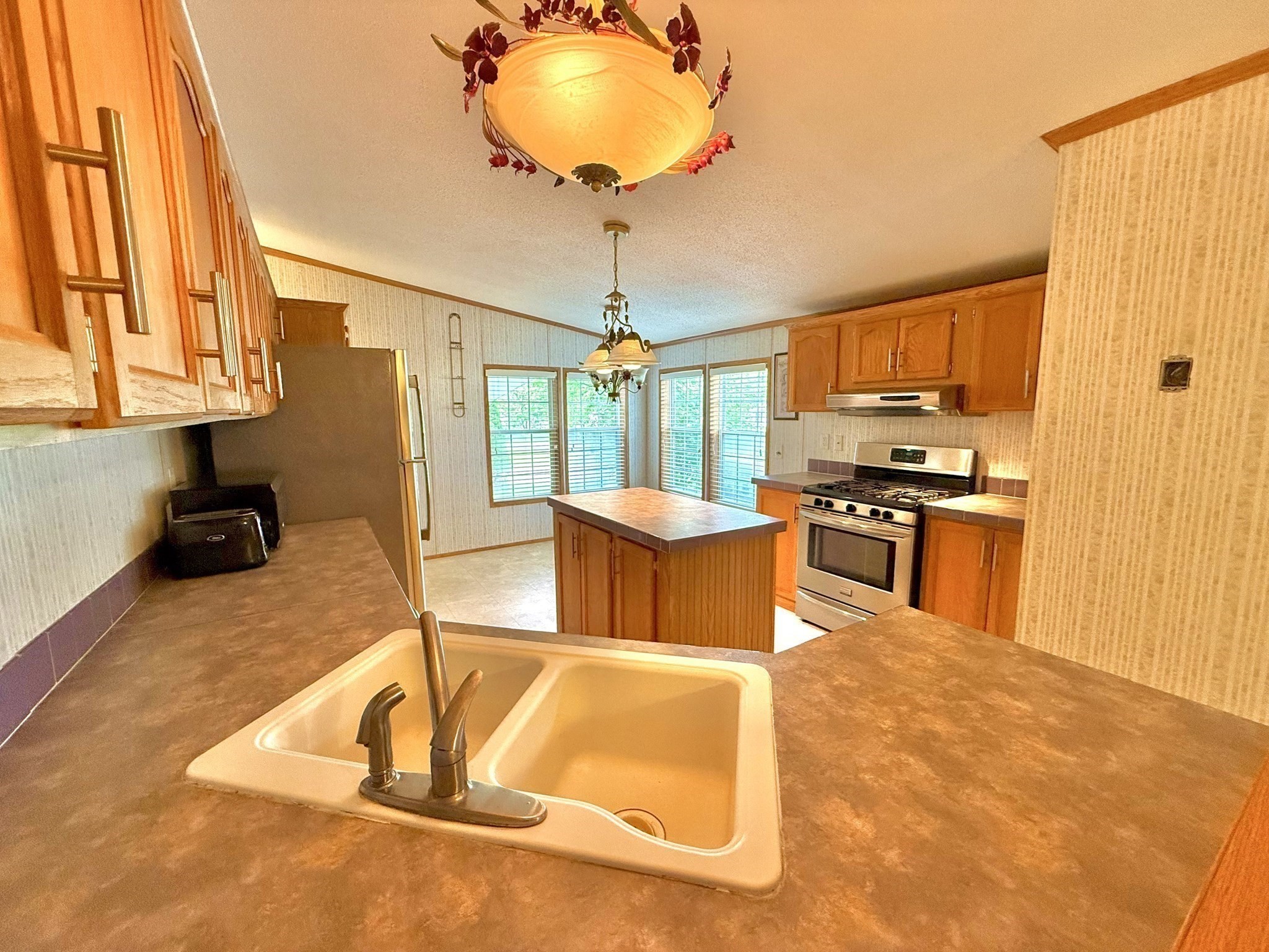 main property photo 15