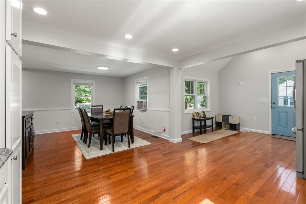 property viewer photo 10