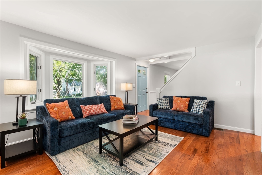 property viewer photo 16