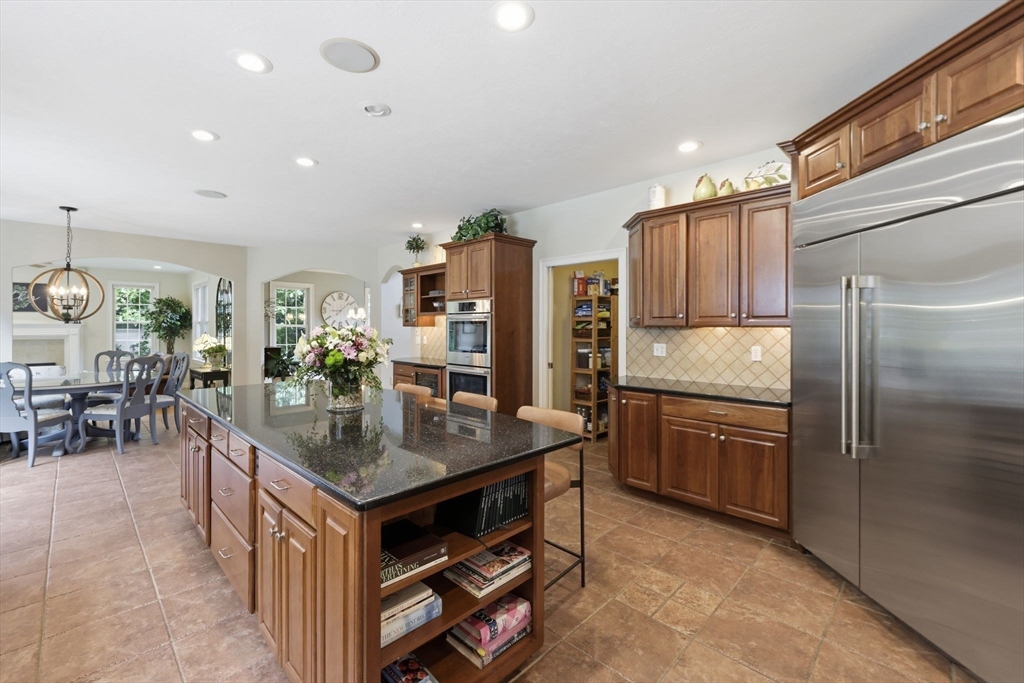 main property photo 14