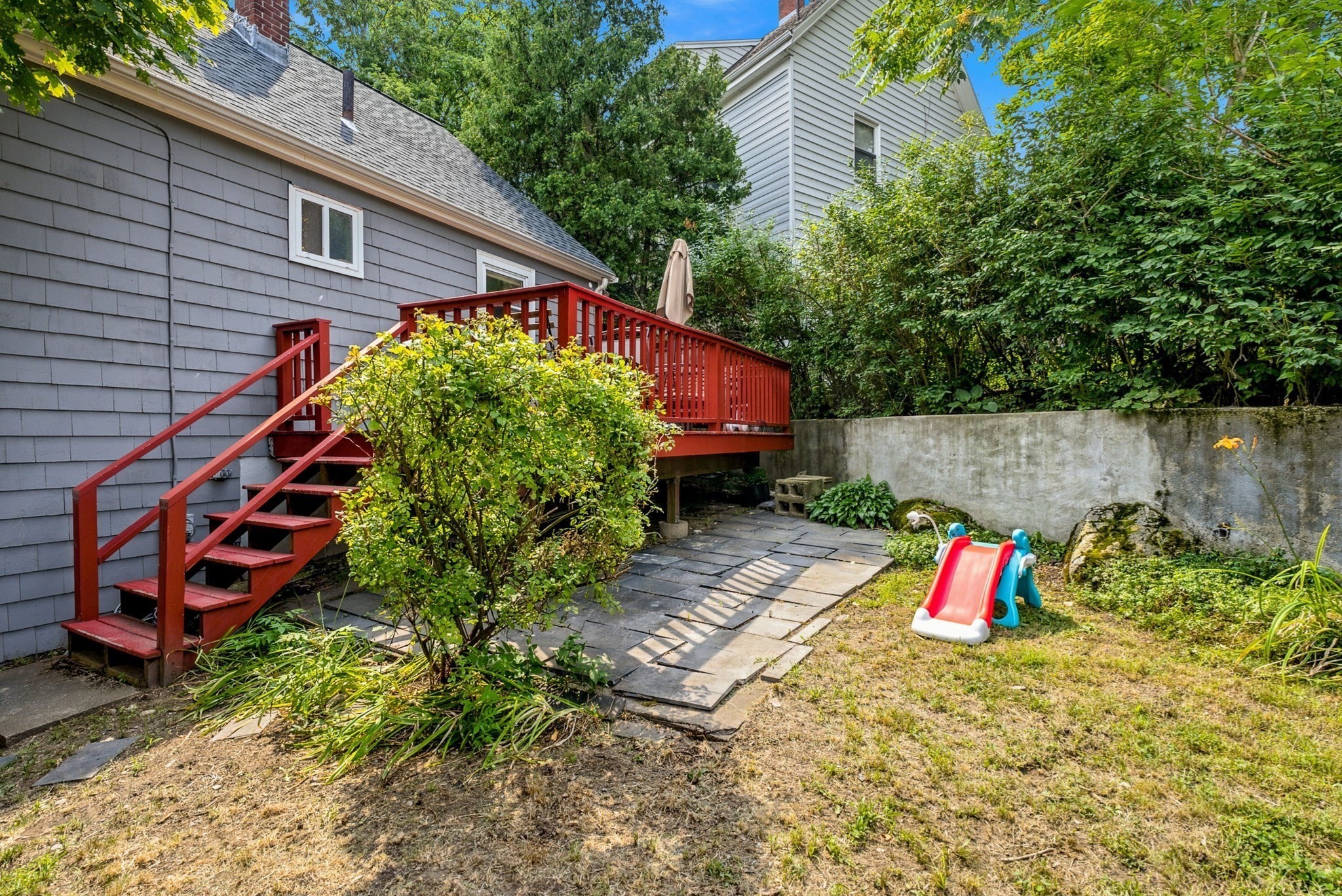 main property photo 19